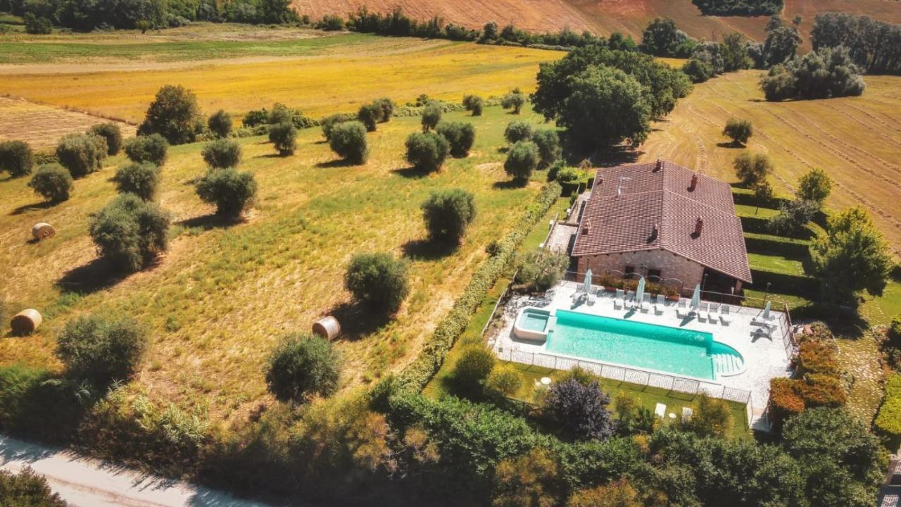 Agriturismo Dei Casali Амелиа Экстерьер фото